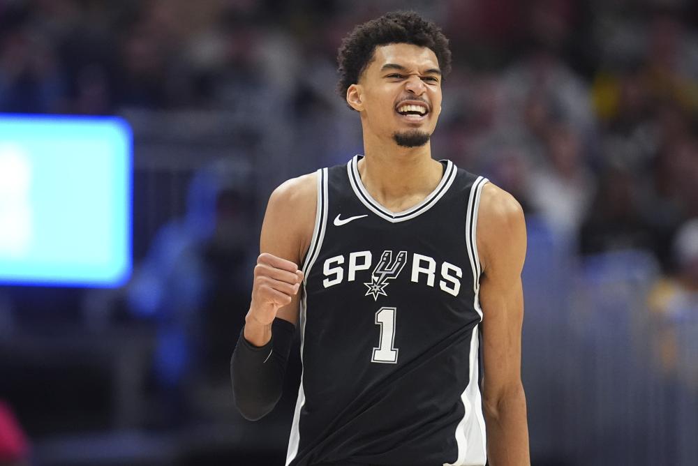 B费承担着 B费承担着